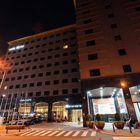 M Stay Hotel Gyeonggi Giheung Йонін Екстер'єр фото